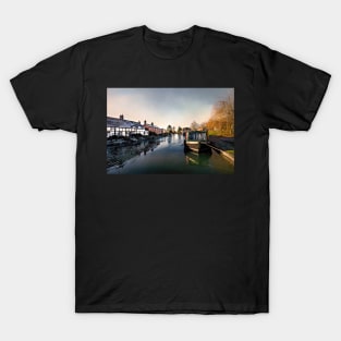 Winter at Hungerford Wharf T-Shirt